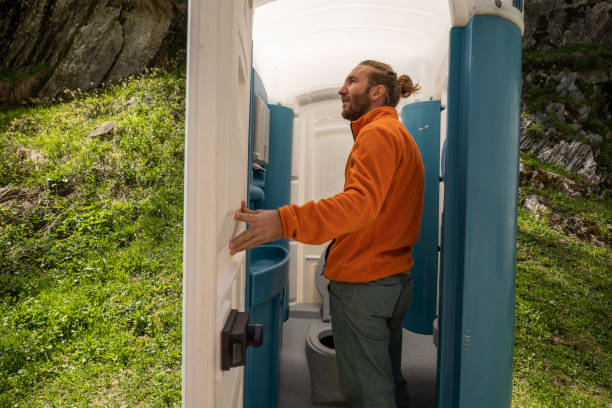 Best Restroom trailer rental cost  in Wickes, AR